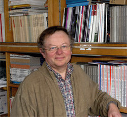 Professor Vyvyan Howard