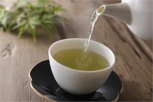 Green tea, EGCG, chronic illness and cancer